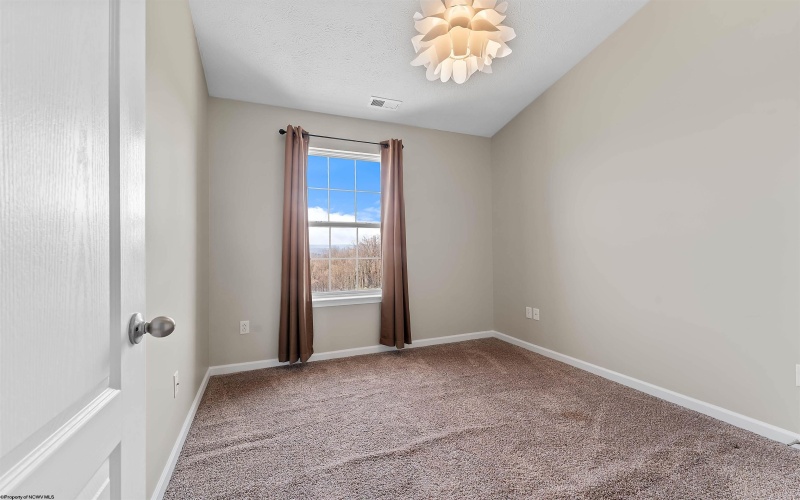 209 Birds Eye View Drive, Morgantown, West Virginia 26501, 3 Bedrooms Bedrooms, 7 Rooms Rooms,2 BathroomsBathrooms,Single Family Attached,For Sale,Birds Eye View,10164060