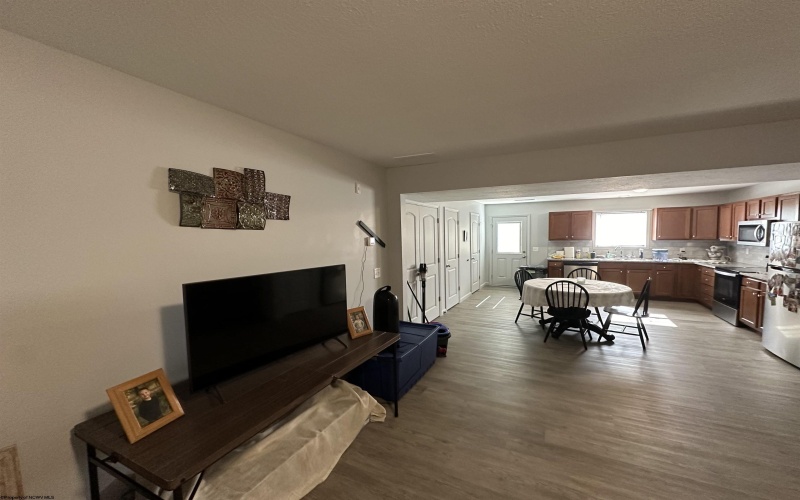 621 Clarksburg Road, Buckhannon, West Virginia 26201, 2 Bedrooms Bedrooms, 4 Rooms Rooms,2 BathroomsBathrooms,Residential Rentals,For Rent,Clarksburg,10164056 621 Clarksburg Road, Buckhannon, West Virginia 26201, 2 Bedrooms Bedrooms, 4 Rooms Rooms,2 BathroomsBathrooms,Residential Rentals,For Rent,Clarksburg,10164056