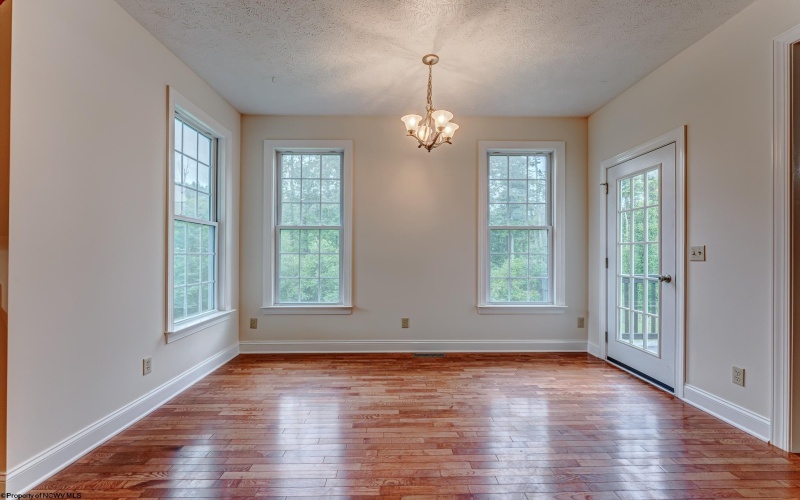 206 Van Tassel Court, Morgantown, West Virginia 26508, 4 Bedrooms Bedrooms, 10 Rooms Rooms,3 BathroomsBathrooms,Single Family Detached,For Sale,Van Tassel,10164063