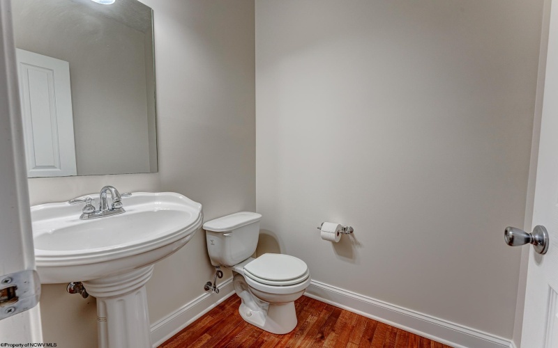 206 Van Tassel Court, Morgantown, West Virginia 26508, 4 Bedrooms Bedrooms, 10 Rooms Rooms,3 BathroomsBathrooms,Single Family Detached,For Sale,Van Tassel,10164063