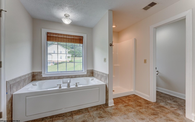 206 Van Tassel Court, Morgantown, West Virginia 26508, 4 Bedrooms Bedrooms, 10 Rooms Rooms,3 BathroomsBathrooms,Single Family Detached,For Sale,Van Tassel,10164063