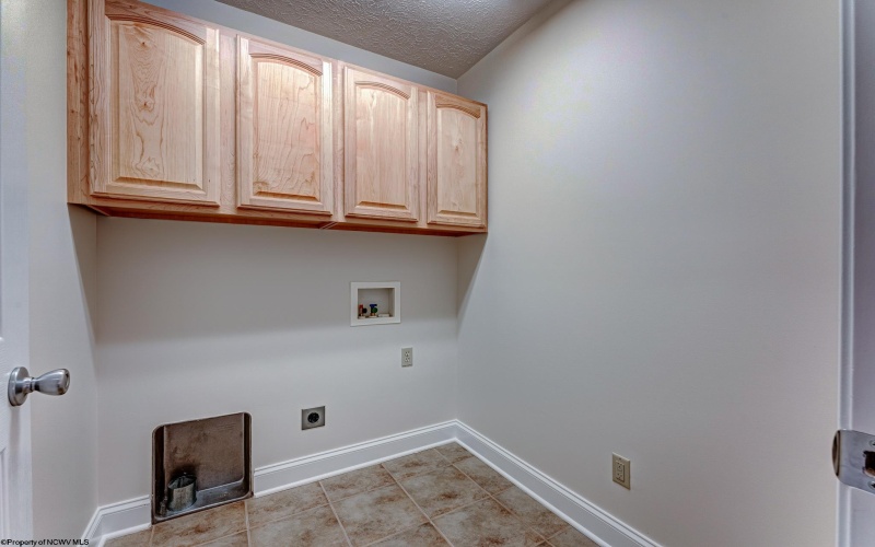 206 Van Tassel Court, Morgantown, West Virginia 26508, 4 Bedrooms Bedrooms, 10 Rooms Rooms,3 BathroomsBathrooms,Single Family Detached,For Sale,Van Tassel,10164063