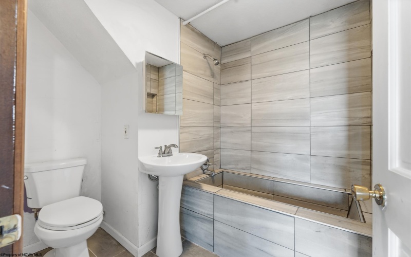 29 Morgan Hill Road, Morgantown, West Virginia 26508, 4 Bedrooms Bedrooms, 6 Rooms Rooms,3 BathroomsBathrooms,Single Family Detached,For Sale,Morgan Hill,10164062 29 Morgan Hill Road, Morgantown, West Virginia 26508, 4 Bedrooms Bedrooms, 6 Rooms Rooms,3 BathroomsBathrooms,Single Family Detached,For Sale,Morgan Hill,10164062