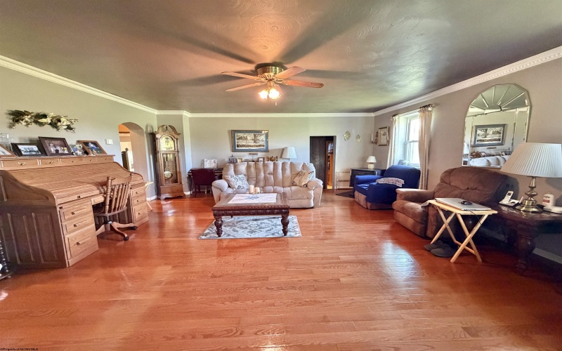 2654 Hood Avenue, Shinnston, West Virginia 26431, 3 Bedrooms Bedrooms, 8 Rooms Rooms,2 BathroomsBathrooms,Single Family Detached,For Sale,Hood,10164044