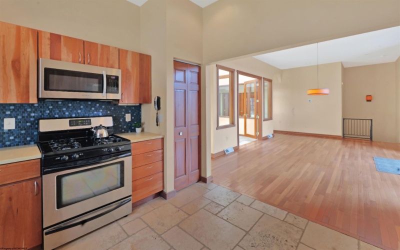 18 Catbird Lane, Terra Alta, West Virginia 26764, 3 Bedrooms Bedrooms, 11 Rooms Rooms,3 BathroomsBathrooms,Single Family Detached,For Sale,Catbird,10164051