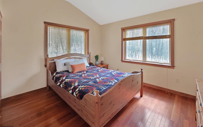 18 Catbird Lane, Terra Alta, West Virginia 26764, 3 Bedrooms Bedrooms, 11 Rooms Rooms,3 BathroomsBathrooms,Single Family Detached,For Sale,Catbird,10164051