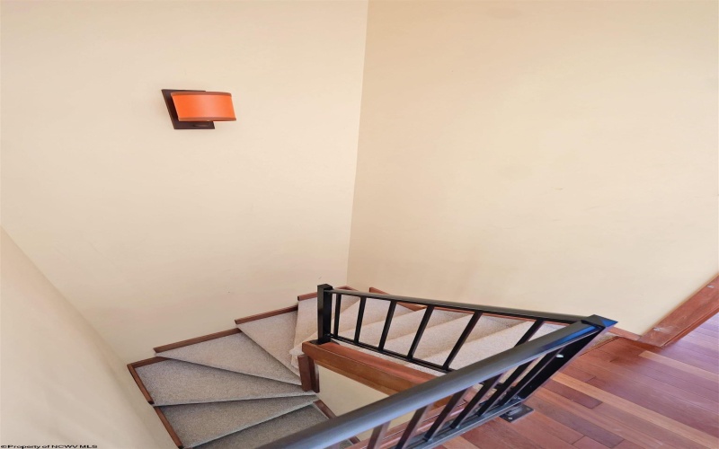 18 Catbird Lane, Terra Alta, West Virginia 26764, 3 Bedrooms Bedrooms, 11 Rooms Rooms,3 BathroomsBathrooms,Single Family Detached,For Sale,Catbird,10164051