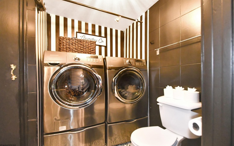 2080 Listravia Avenue, Morgantown, West Virginia 26505, 2 Bedrooms Bedrooms, 8 Rooms Rooms,1 BathroomBathrooms,Single Family Detached,For Sale,Listravia,10164050