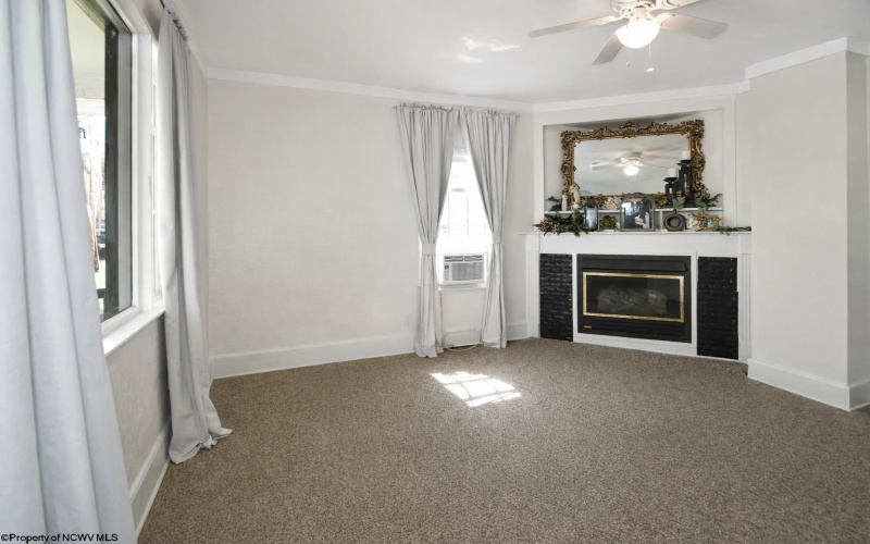 2080 Listravia Avenue, Morgantown, West Virginia 26505, 2 Bedrooms Bedrooms, 8 Rooms Rooms,1 BathroomBathrooms,Single Family Detached,For Sale,Listravia,10164050