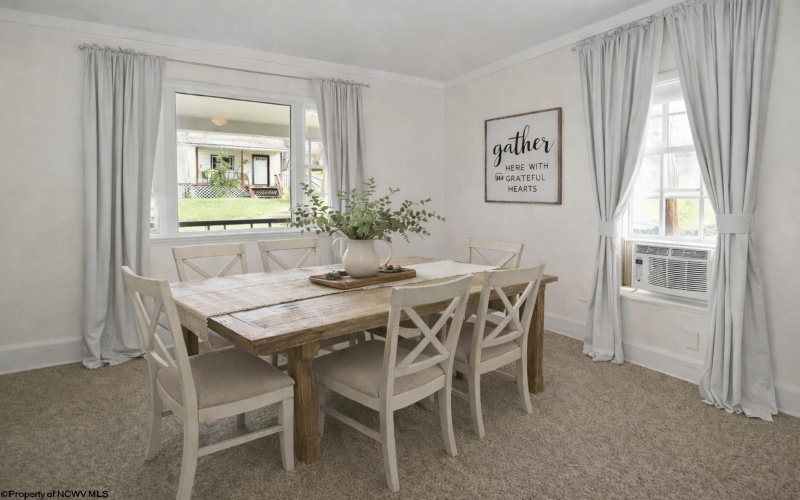 2080 Listravia Avenue, Morgantown, West Virginia 26505, 2 Bedrooms Bedrooms, 8 Rooms Rooms,1 BathroomBathrooms,Single Family Detached,For Sale,Listravia,10164050