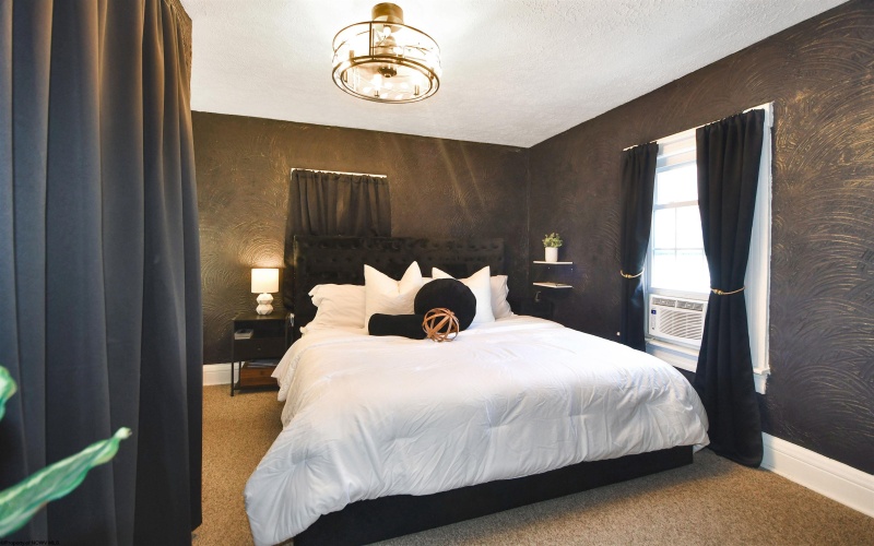 2080 Listravia Avenue, Morgantown, West Virginia 26505, 2 Bedrooms Bedrooms, 8 Rooms Rooms,1 BathroomBathrooms,Single Family Detached,For Sale,Listravia,10164050