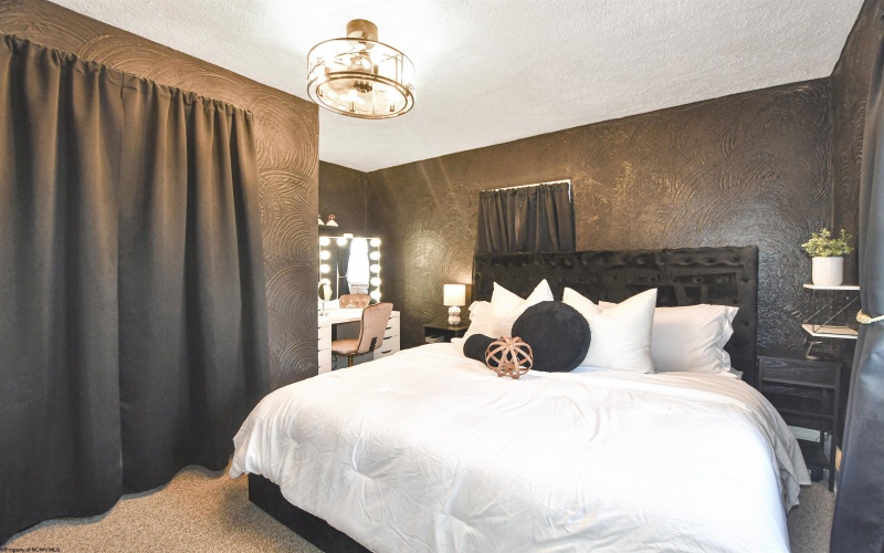 2080 Listravia Avenue, Morgantown, West Virginia 26505, 2 Bedrooms Bedrooms, 8 Rooms Rooms,1 BathroomBathrooms,Single Family Detached,For Sale,Listravia,10164050