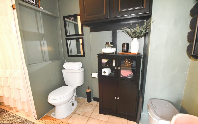 2080 Listravia Avenue, Morgantown, West Virginia 26505, 2 Bedrooms Bedrooms, 8 Rooms Rooms,1 BathroomBathrooms,Single Family Detached,For Sale,Listravia,10164050