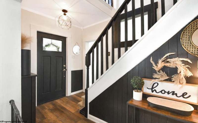 2080 Listravia Avenue, Morgantown, West Virginia 26505, 2 Bedrooms Bedrooms, 8 Rooms Rooms,1 BathroomBathrooms,Single Family Detached,For Sale,Listravia,10164050