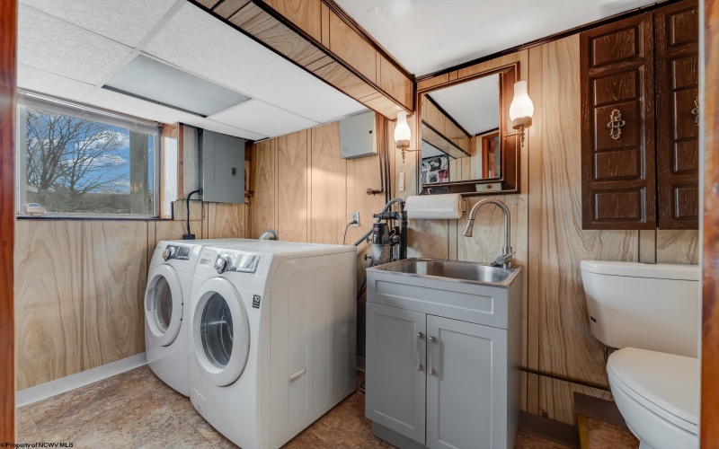 436 East End Road, Connellsville, Pennsylvania 15425, 3 Bedrooms Bedrooms, 7 Rooms Rooms,1 BathroomBathrooms,Single Family Detached,For Sale,East End,10164046 436 East End Road, Connellsville, Pennsylvania 15425, 3 Bedrooms Bedrooms, 7 Rooms Rooms,1 BathroomBathrooms,Single Family Detached,For Sale,East End,10164046