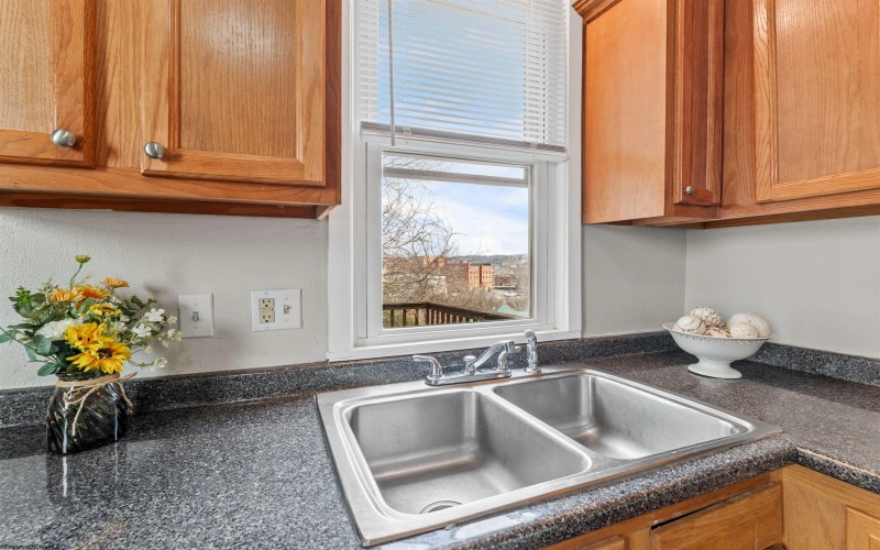 1023 McCoy Street, Fairmont, West Virginia 26554, 2 Bedrooms Bedrooms, 6 Rooms Rooms,1 BathroomBathrooms,Single Family Detached,For Sale,McCoy,10164045