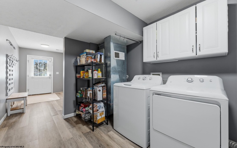 426 Oakmont Court, Morgantown, West Virginia 26527, 3 Bedrooms Bedrooms, 8 Rooms Rooms,3 BathroomsBathrooms,Single Family Detached,For Sale,Oakmont,10164058 426 Oakmont Court, Morgantown, West Virginia 26527, 3 Bedrooms Bedrooms, 8 Rooms Rooms,3 BathroomsBathrooms,Single Family Detached,For Sale,Oakmont,10164058