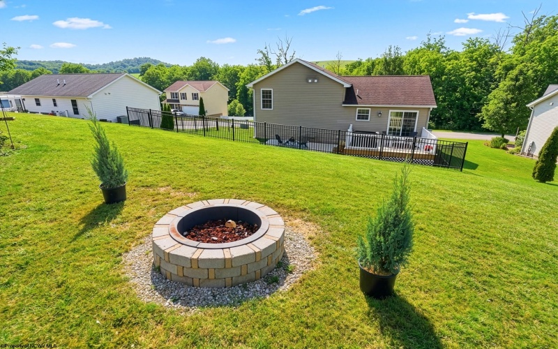 426 Oakmont Court, Morgantown, West Virginia 26527, 3 Bedrooms Bedrooms, 8 Rooms Rooms,3 BathroomsBathrooms,Single Family Detached,For Sale,Oakmont,10164058 426 Oakmont Court, Morgantown, West Virginia 26527, 3 Bedrooms Bedrooms, 8 Rooms Rooms,3 BathroomsBathrooms,Single Family Detached,For Sale,Oakmont,10164058