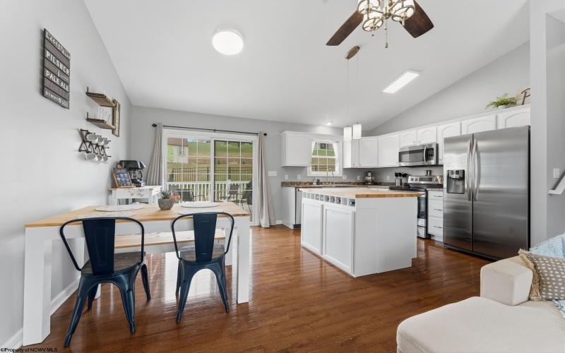 426 Oakmont Court, Morgantown, West Virginia 26527, 3 Bedrooms Bedrooms, 8 Rooms Rooms,3 BathroomsBathrooms,Single Family Detached,For Sale,Oakmont,10164058 426 Oakmont Court, Morgantown, West Virginia 26527, 3 Bedrooms Bedrooms, 8 Rooms Rooms,3 BathroomsBathrooms,Single Family Detached,For Sale,Oakmont,10164058