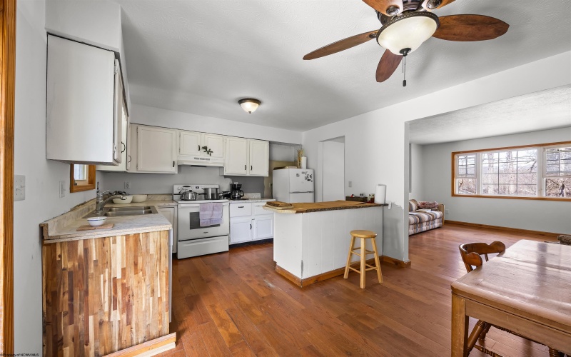 30 Hillside Drive, Buckhannon, West Virginia 26201, 3 Bedrooms Bedrooms, 6 Rooms Rooms,1 BathroomBathrooms,Single Family Detached,For Sale,Hillside,10164057 30 Hillside Drive, Buckhannon, West Virginia 26201, 3 Bedrooms Bedrooms, 6 Rooms Rooms,1 BathroomBathrooms,Single Family Detached,For Sale,Hillside,10164057