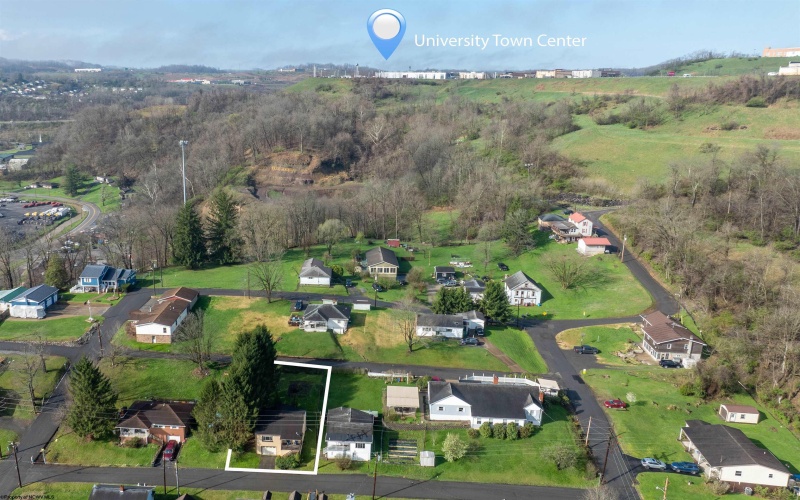 371 Hawk Street, Granville, West Virginia 26534, 2 Bedrooms Bedrooms, 6 Rooms Rooms,2 BathroomsBathrooms,Single Family Detached,For Sale,Hawk,10164065