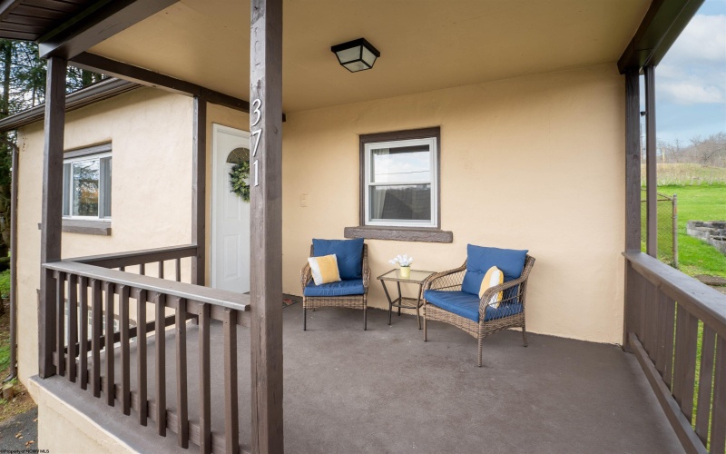 371 Hawk Street, Granville, West Virginia 26534, 2 Bedrooms Bedrooms, 6 Rooms Rooms,2 BathroomsBathrooms,Single Family Detached,For Sale,Hawk,10164065