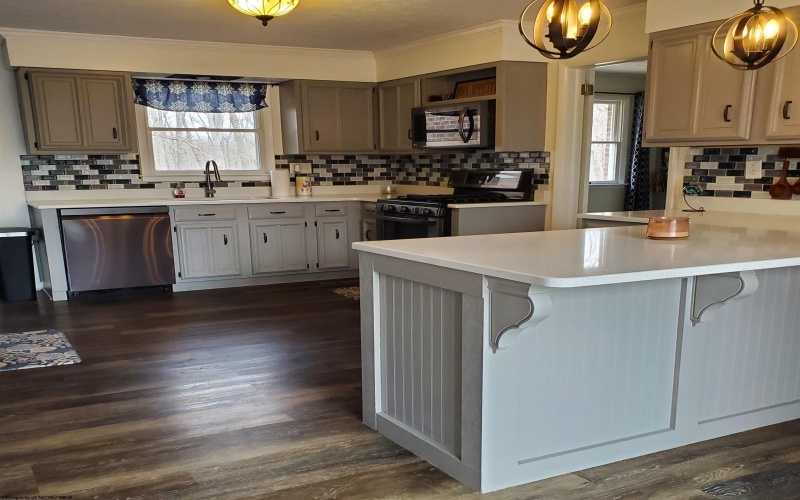 356 Bearhunter Estates, Elkins, West Virginia 26241, 5 Bedrooms Bedrooms, 12 Rooms Rooms,3 BathroomsBathrooms,Single Family Detached,For Sale,Bearhunter,10164068 356 Bearhunter Estates, Elkins, West Virginia 26241, 5 Bedrooms Bedrooms, 12 Rooms Rooms,3 BathroomsBathrooms,Single Family Detached,For Sale,Bearhunter,10164068