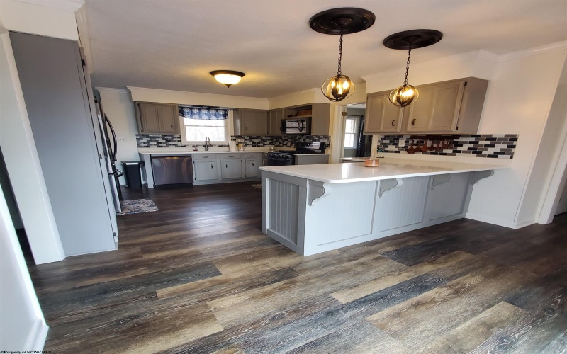 356 Bearhunter Estates, Elkins, West Virginia 26241, 5 Bedrooms Bedrooms, 12 Rooms Rooms,3 BathroomsBathrooms,Single Family Detached,For Sale,Bearhunter,10164068 356 Bearhunter Estates, Elkins, West Virginia 26241, 5 Bedrooms Bedrooms, 12 Rooms Rooms,3 BathroomsBathrooms,Single Family Detached,For Sale,Bearhunter,10164068