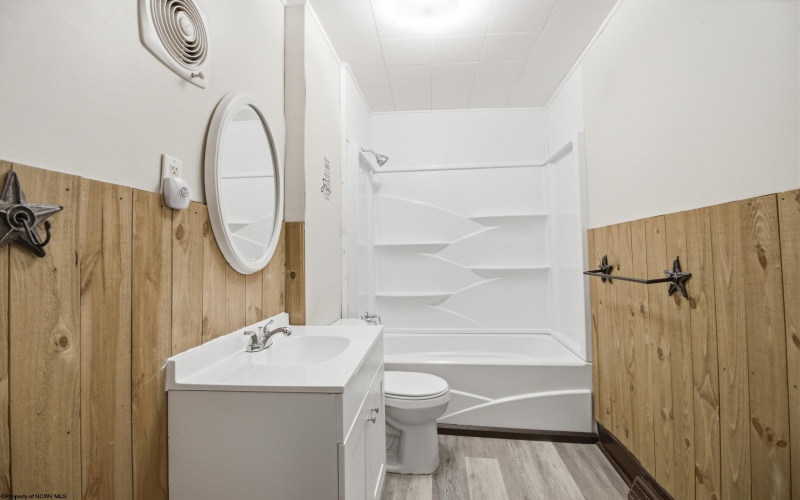 245 Austin Avenue, Clarksburg, West Virginia 26301, 2 Bedrooms Bedrooms, 5 Rooms Rooms,1 BathroomBathrooms,Single Family Detached,For Sale,Austin,10164073 245 Austin Avenue, Clarksburg, West Virginia 26301, 2 Bedrooms Bedrooms, 5 Rooms Rooms,1 BathroomBathrooms,Single Family Detached,For Sale,Austin,10164073