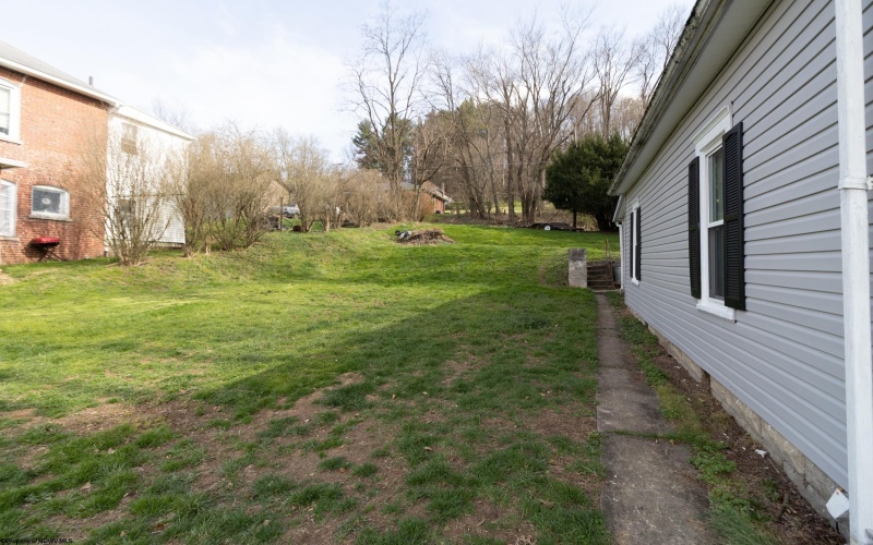 245 Austin Avenue, Clarksburg, West Virginia 26301, 2 Bedrooms Bedrooms, 5 Rooms Rooms,1 BathroomBathrooms,Single Family Detached,For Sale,Austin,10164073 245 Austin Avenue, Clarksburg, West Virginia 26301, 2 Bedrooms Bedrooms, 5 Rooms Rooms,1 BathroomBathrooms,Single Family Detached,For Sale,Austin,10164073