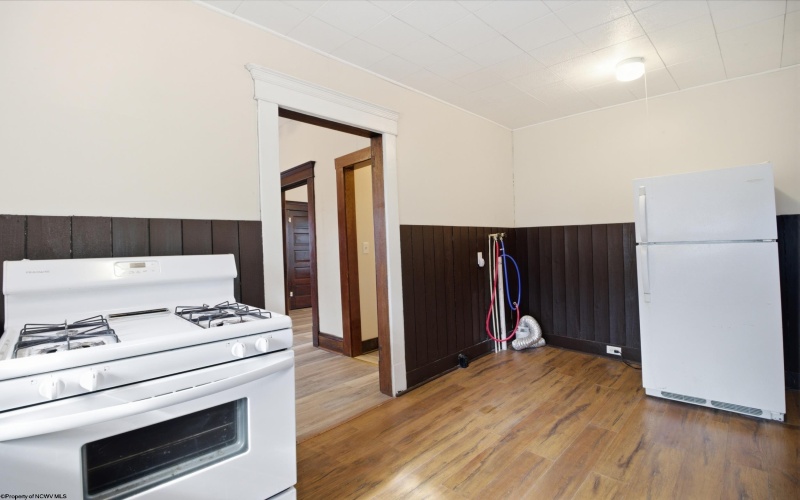 245 Austin Avenue, Clarksburg, West Virginia 26301, 2 Bedrooms Bedrooms, 5 Rooms Rooms,1 BathroomBathrooms,Single Family Detached,For Sale,Austin,10164073 245 Austin Avenue, Clarksburg, West Virginia 26301, 2 Bedrooms Bedrooms, 5 Rooms Rooms,1 BathroomBathrooms,Single Family Detached,For Sale,Austin,10164073