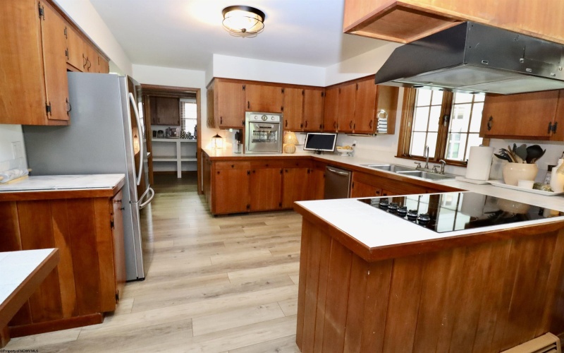 114 High Street, Elkins, West Virginia 26241, 4 Bedrooms Bedrooms, 8 Rooms Rooms,2 BathroomsBathrooms,Single Family Detached,For Sale,High,10164093