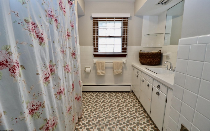 114 High Street, Elkins, West Virginia 26241, 4 Bedrooms Bedrooms, 8 Rooms Rooms,2 BathroomsBathrooms,Single Family Detached,For Sale,High,10164093