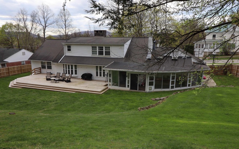 114 High Street, Elkins, West Virginia 26241, 4 Bedrooms Bedrooms, 8 Rooms Rooms,2 BathroomsBathrooms,Single Family Detached,For Sale,High,10164093