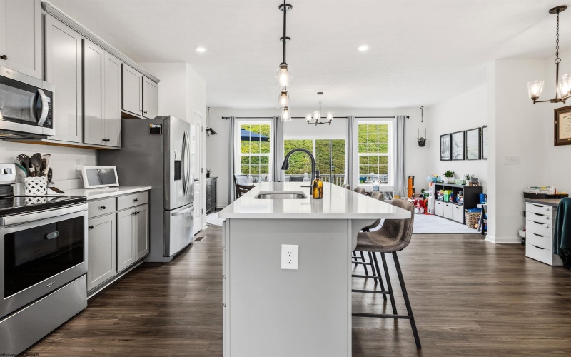 239 Tide Way, Morgantown, West Virginia 26508, 4 Bedrooms Bedrooms, 8 Rooms Rooms,3 BathroomsBathrooms,Single Family Attached,For Sale,Tide,10164080 239 Tide Way, Morgantown, West Virginia 26508, 4 Bedrooms Bedrooms, 8 Rooms Rooms,3 BathroomsBathrooms,Single Family Attached,For Sale,Tide,10164080