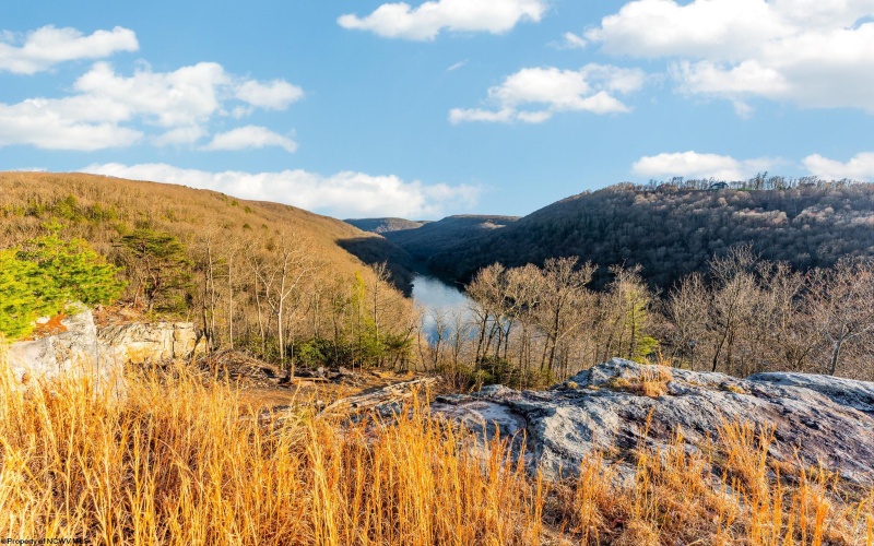 182 Oak Ridge Lane, Morgantown, West Virginia 26508, ,Lots/land,For Sale,Oak Ridge,10164086