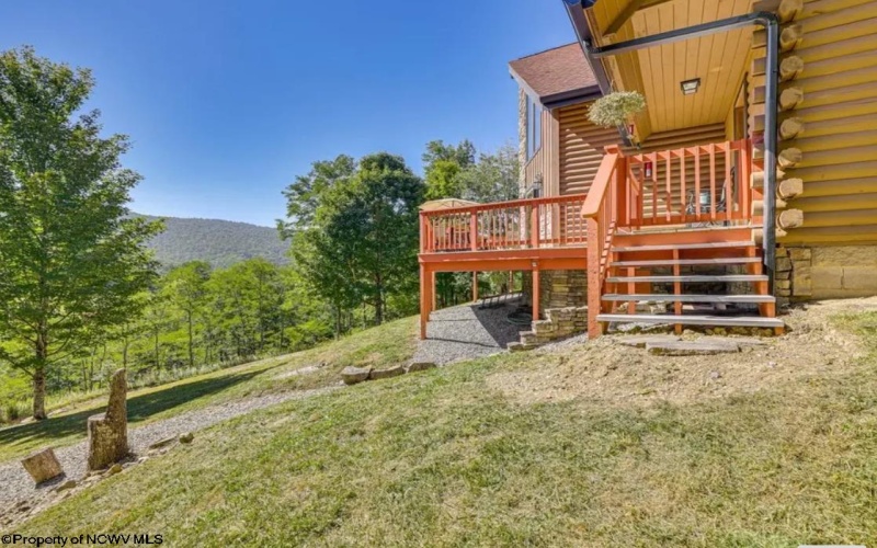 102 Northern Trail, Snowshoe, West Virginia 26291, 4 Bedrooms Bedrooms, 7 Rooms Rooms,4 BathroomsBathrooms,Single Family Detached,For Sale,Northern,10164092 102 Northern Trail, Snowshoe, West Virginia 26291, 4 Bedrooms Bedrooms, 7 Rooms Rooms,4 BathroomsBathrooms,Single Family Detached,For Sale,Northern,10164092