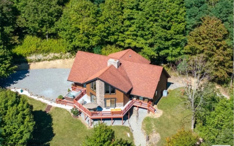 102 Northern Trail, Snowshoe, West Virginia 26291, 4 Bedrooms Bedrooms, 7 Rooms Rooms,4 BathroomsBathrooms,Single Family Detached,For Sale,Northern,10164092 102 Northern Trail, Snowshoe, West Virginia 26291, 4 Bedrooms Bedrooms, 7 Rooms Rooms,4 BathroomsBathrooms,Single Family Detached,For Sale,Northern,10164092