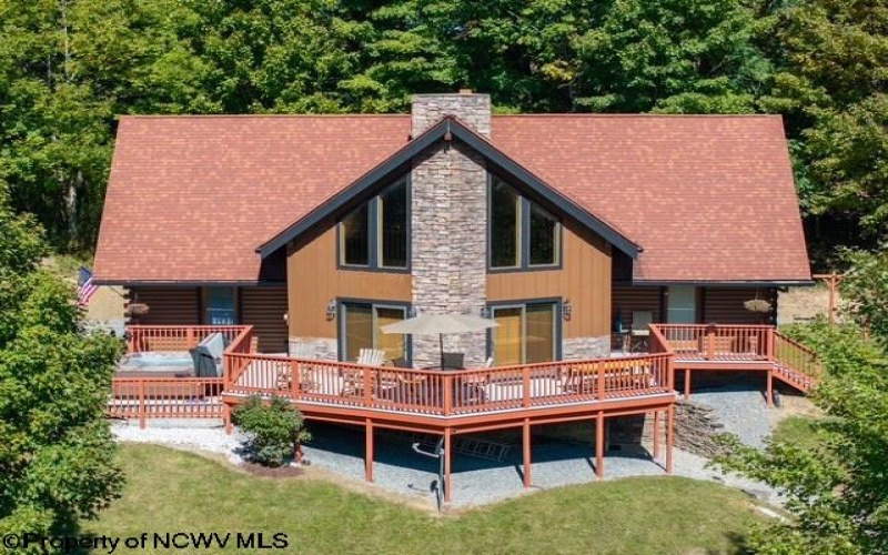 102 Northern Trail, Snowshoe, West Virginia 26291, 4 Bedrooms Bedrooms, 7 Rooms Rooms,4 BathroomsBathrooms,Single Family Detached,For Sale,Northern,10164092