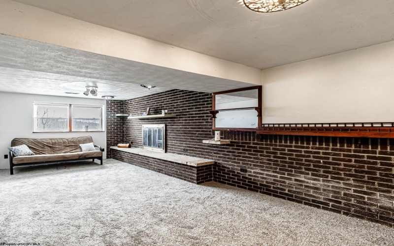 210 Rosedale Hill Road, Maidsville, West Virginia 26541, 3 Bedrooms Bedrooms, 9 Rooms Rooms,2 BathroomsBathrooms,Single Family Detached,For Sale,Rosedale Hill,10164091