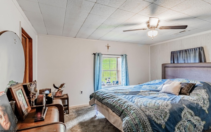 200 Rosedale Hill Road, Maidsville, West Virginia 26541, 1 Bedroom Bedrooms, 5 Rooms Rooms,1 BathroomBathrooms,Single Family Detached,For Sale,Rosedale Hill,10164090