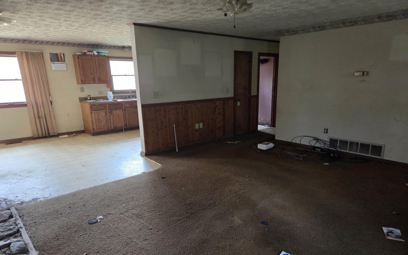 144 Smoke House Road, Parsons, West Virginia 26287, 3 Bedrooms Bedrooms, 6 Rooms Rooms,1 BathroomBathrooms,Single Family Detached,For Sale,Smoke House,10164075