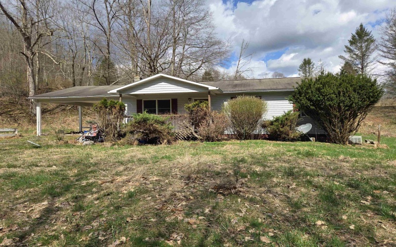 144 Smoke House Road, Parsons, West Virginia 26287, 3 Bedrooms Bedrooms, 6 Rooms Rooms,1 BathroomBathrooms,Single Family Detached,For Sale,Smoke House,10164075