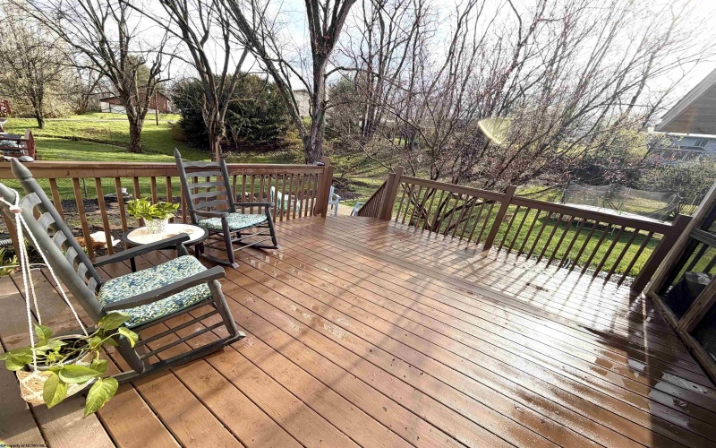 15 Meadow Brooke Drive, Morgantown, West Virginia 26508, 4 Bedrooms Bedrooms, 8 Rooms Rooms,2 BathroomsBathrooms,Single Family Detached,For Sale,Meadow Brooke,10164089