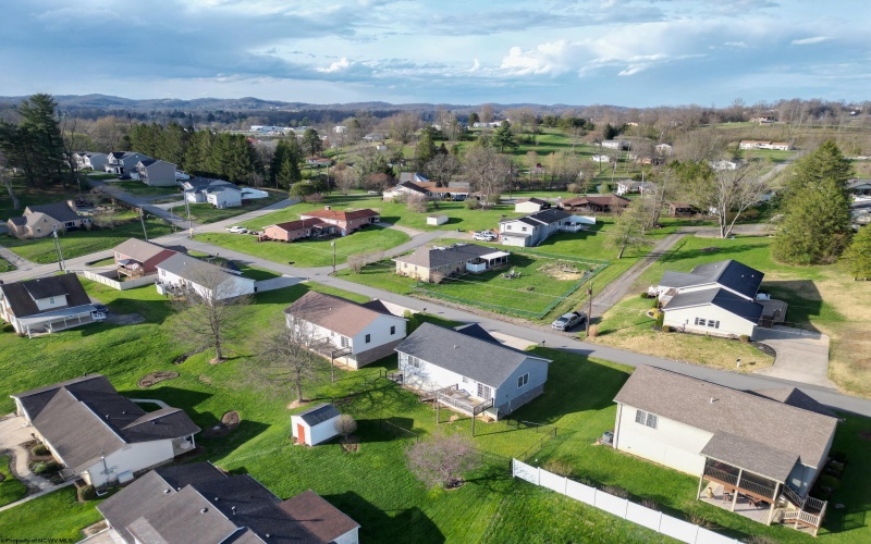 2328 Locust Drive, Fairmont, West Virginia 26554, 4 Bedrooms Bedrooms, 7 Rooms Rooms,3 BathroomsBathrooms,Single Family Detached,For Sale,Locust,10164084