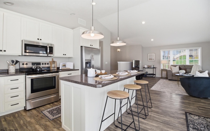 2328 Locust Drive, Fairmont, West Virginia 26554, 4 Bedrooms Bedrooms, 7 Rooms Rooms,3 BathroomsBathrooms,Single Family Detached,For Sale,Locust,10164084