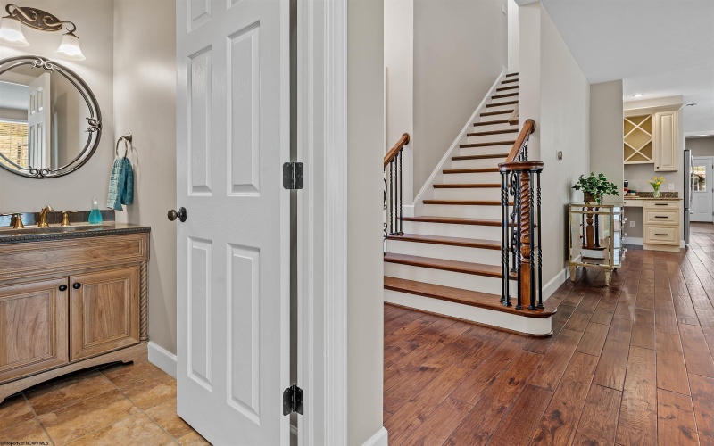 205 Merideth Street, Morgantown, West Virginia 26508, 5 Bedrooms Bedrooms, 11 Rooms Rooms,5 BathroomsBathrooms,Single Family Detached,For Sale,Merideth,10164076