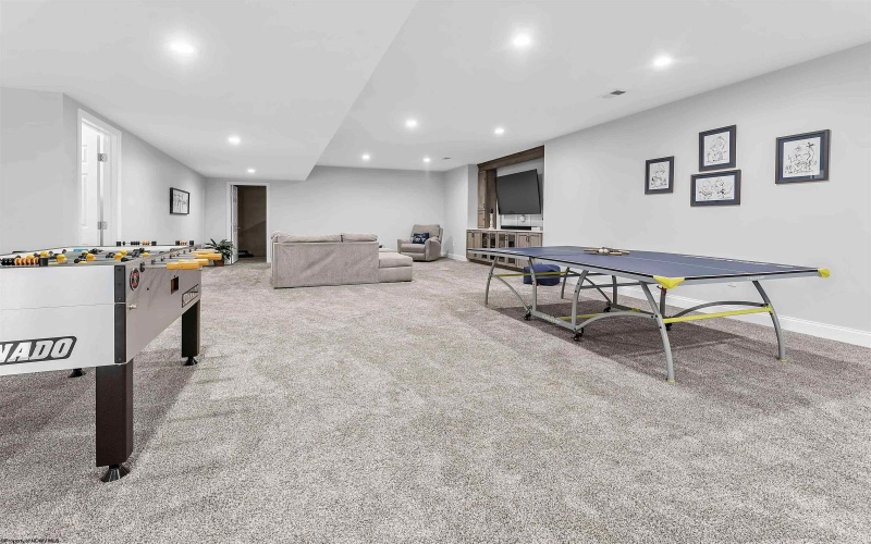 205 Merideth Street, Morgantown, West Virginia 26508, 5 Bedrooms Bedrooms, 11 Rooms Rooms,5 BathroomsBathrooms,Single Family Detached,For Sale,Merideth,10164076