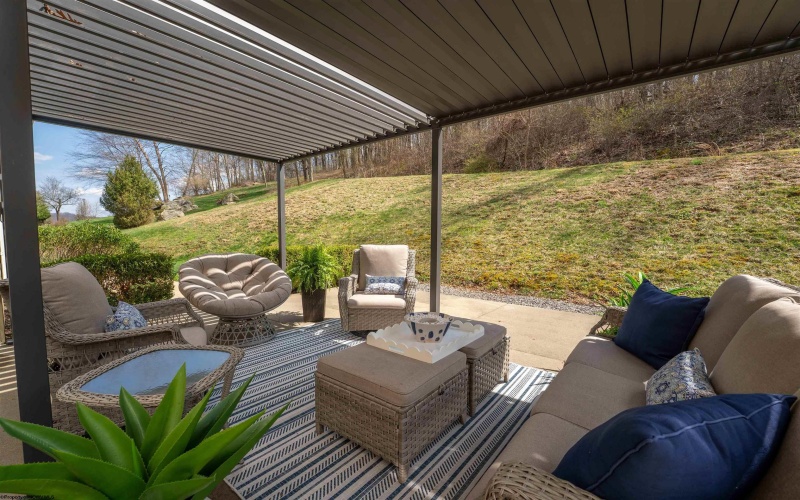 205 Merideth Street, Morgantown, West Virginia 26508, 5 Bedrooms Bedrooms, 11 Rooms Rooms,5 BathroomsBathrooms,Single Family Detached,For Sale,Merideth,10164076