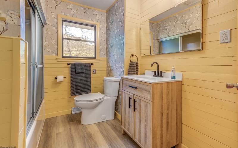 223/227 Ridge Farm Road, Rivesville, West Virginia 26588, 3 Bedrooms Bedrooms, 8 Rooms Rooms,2 BathroomsBathrooms,Single Family Detached,For Sale,Ridge Farm,10164087 223/227 Ridge Farm Road, Rivesville, West Virginia 26588, 3 Bedrooms Bedrooms, 8 Rooms Rooms,2 BathroomsBathrooms,Single Family Detached,For Sale,Ridge Farm,10164087